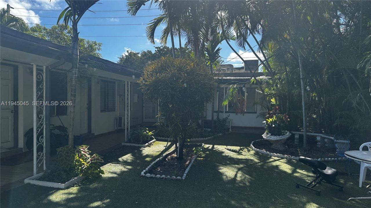 732 Moffett St, Unit 3, Hallandale Beach, FL 33009 Photo