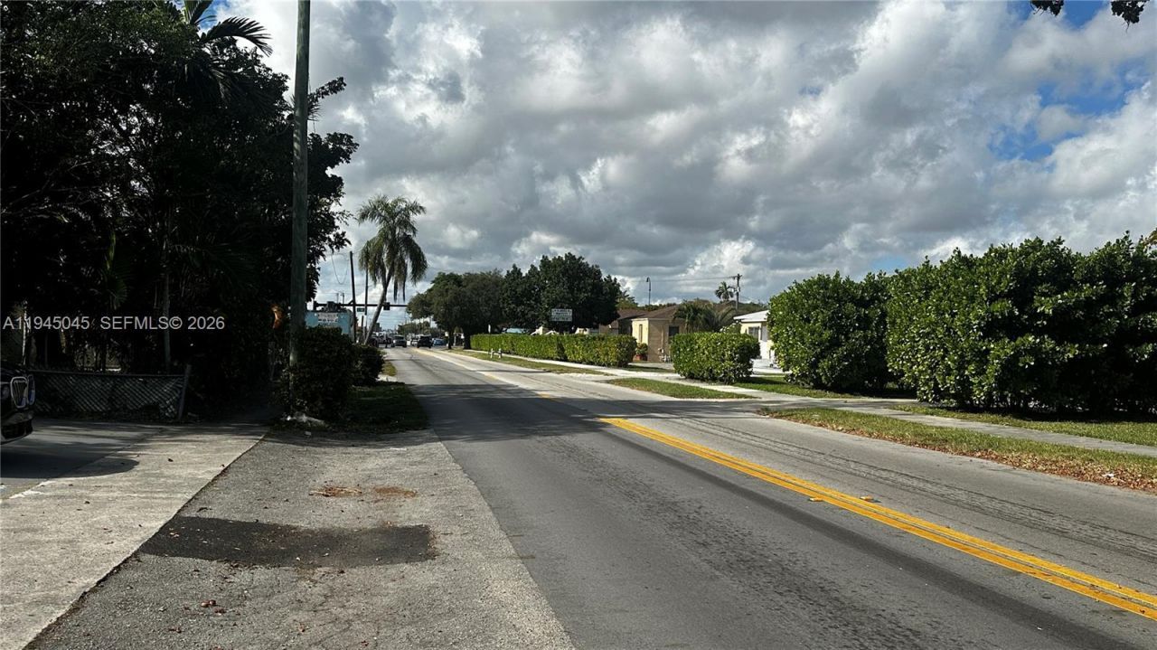 732 Moffett St, Unit 3, Hallandale Beach, FL 33009 Photo