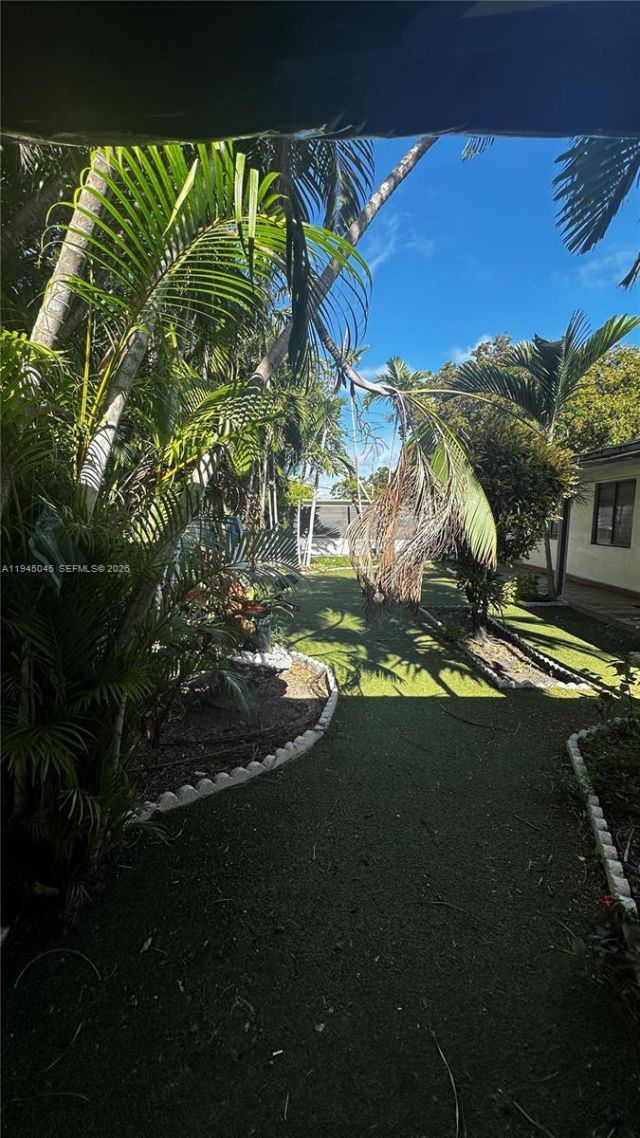 732 Moffett St, Unit 3, Hallandale Beach, FL 33009 Photo