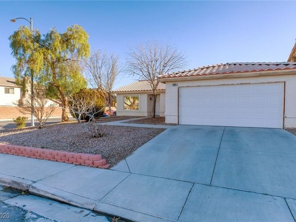 5404 Lonesome Biker Lane, Las Vegas, NV 89113