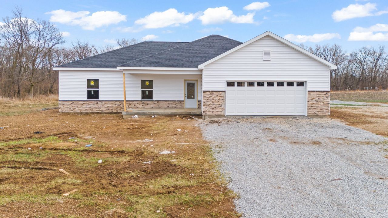 10909 Lock Lane, Piqua, OH 45356 Main Photo