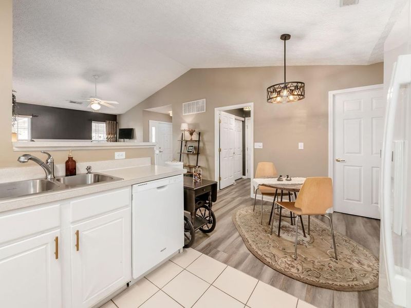 676 Wadebridge Drive, Unit 5A, Blacklick, OH 43004 Photo 15