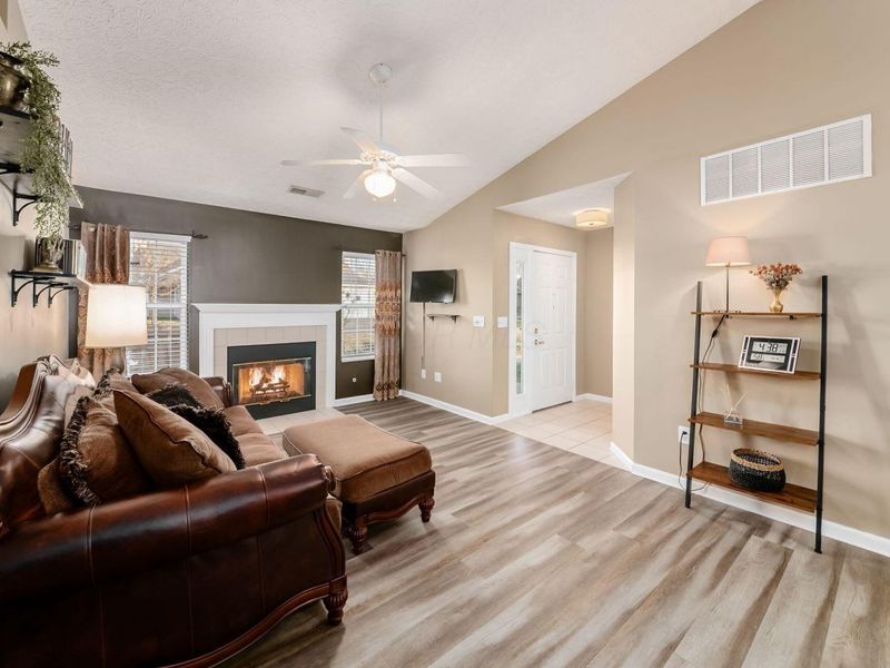 676 Wadebridge Drive, Unit 5A, Blacklick, OH 43004 Photo 8