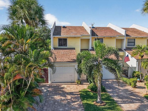 4465 Poinciana Street, Unit 4465, Lauderdale-By-The-Sea, FL 33308