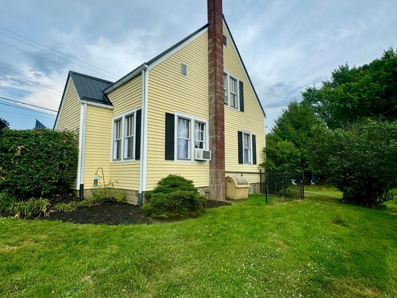 106 W Rambo Street , Danville, OH 43014 Photo 4