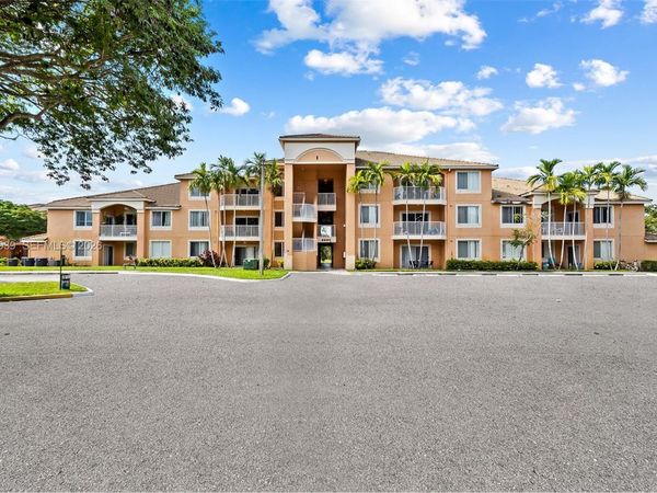 6992 SW 39th St, Unit I302, Davie, FL 33314