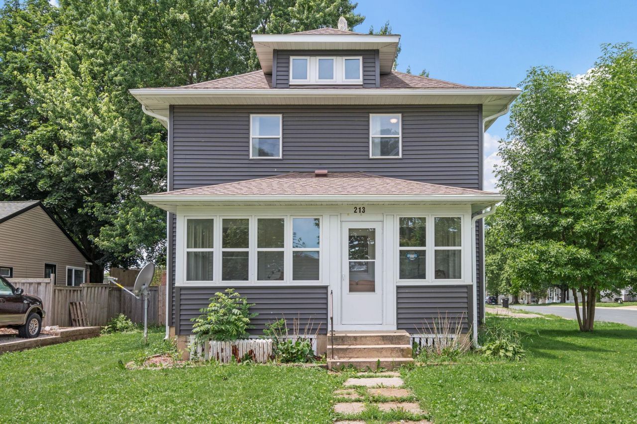 213 2nd Street Ne, Grand Meadow, MN 55936 Main Photo