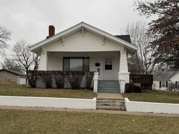 207 S 5th Avenue, Villisca, IA 50864