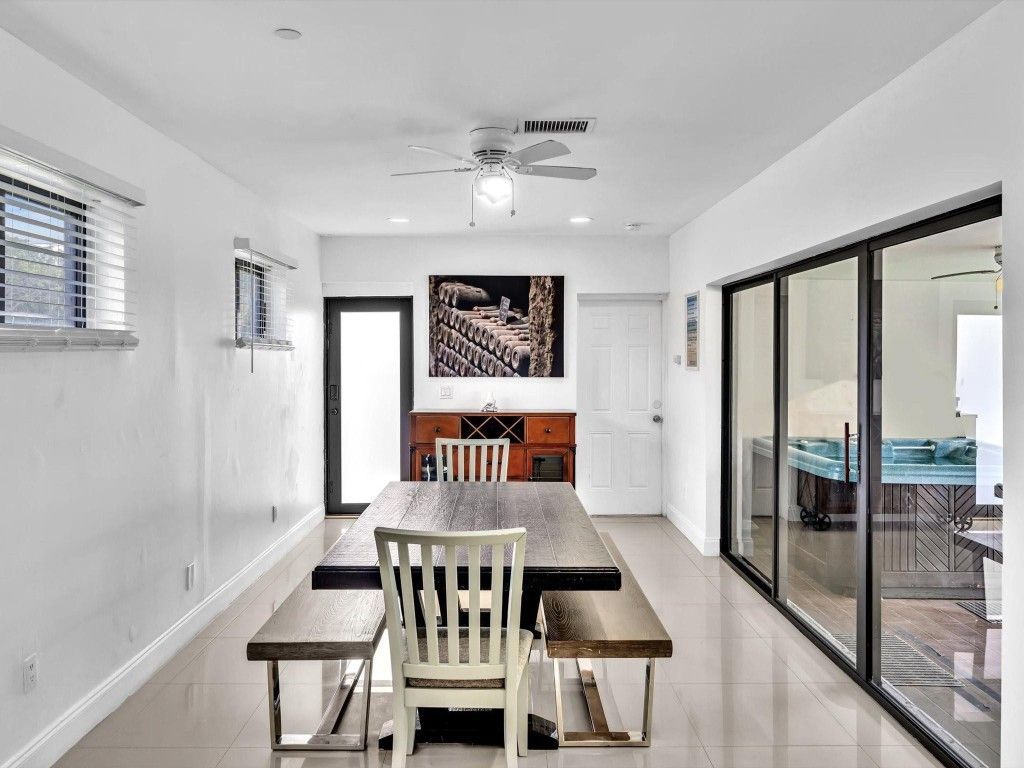 5901 W Broward Boulevard, Plantation, FL 33317 Photo