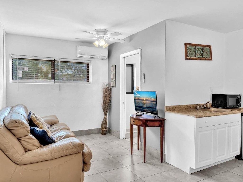 5901 W Broward Boulevard, Plantation, FL 33317 Photo