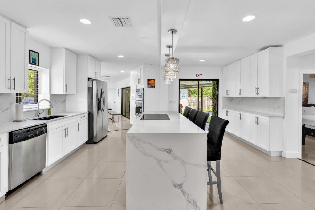 5901 W Broward Boulevard, Plantation, FL 33317 Photo