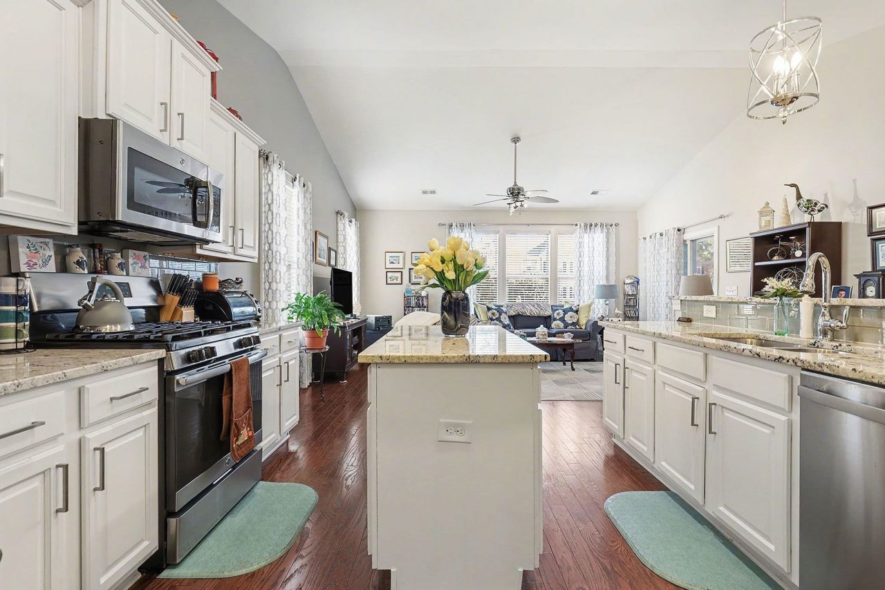 5459 Elba Way Photo 6