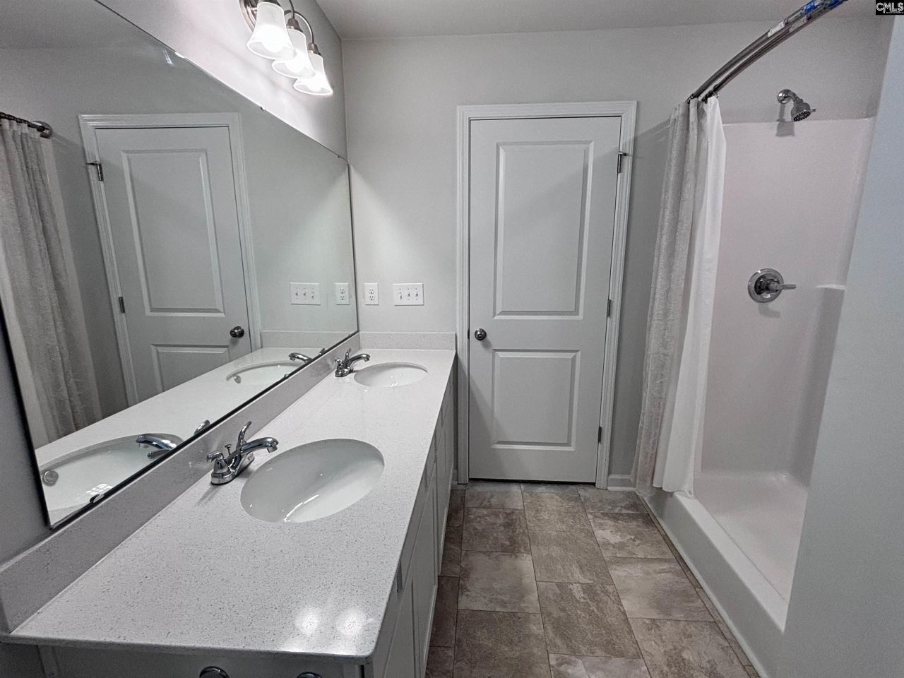 122 Kings Parish Court  Photo 18