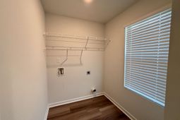 122 Kings Parish Court  photo 4