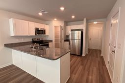 122 Kings Parish Court  photo 4