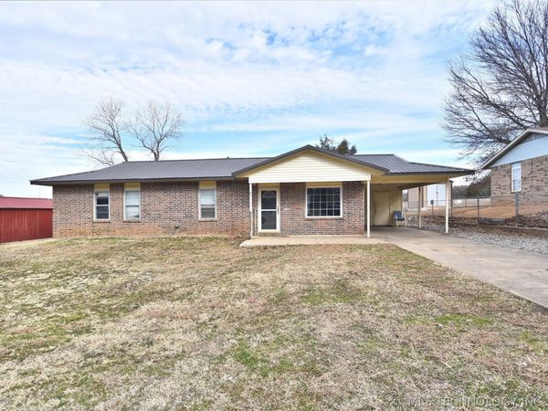 606 Straight Street, Fort Gibson, OK 74434