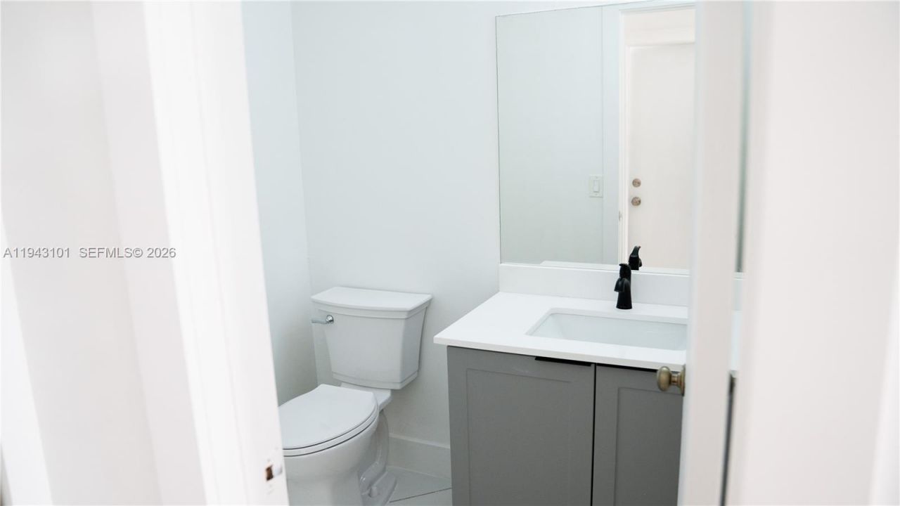 9023 SW 113th Place Cir W, Miami, FL 33176 Photo