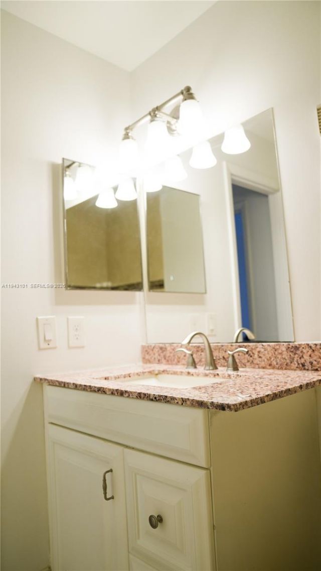 9023 SW 113th Place Cir W, Miami, FL 33176 Photo