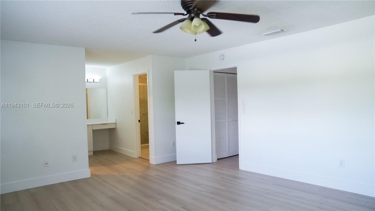 9023 SW 113th Place Cir W, Miami, FL 33176 Photo