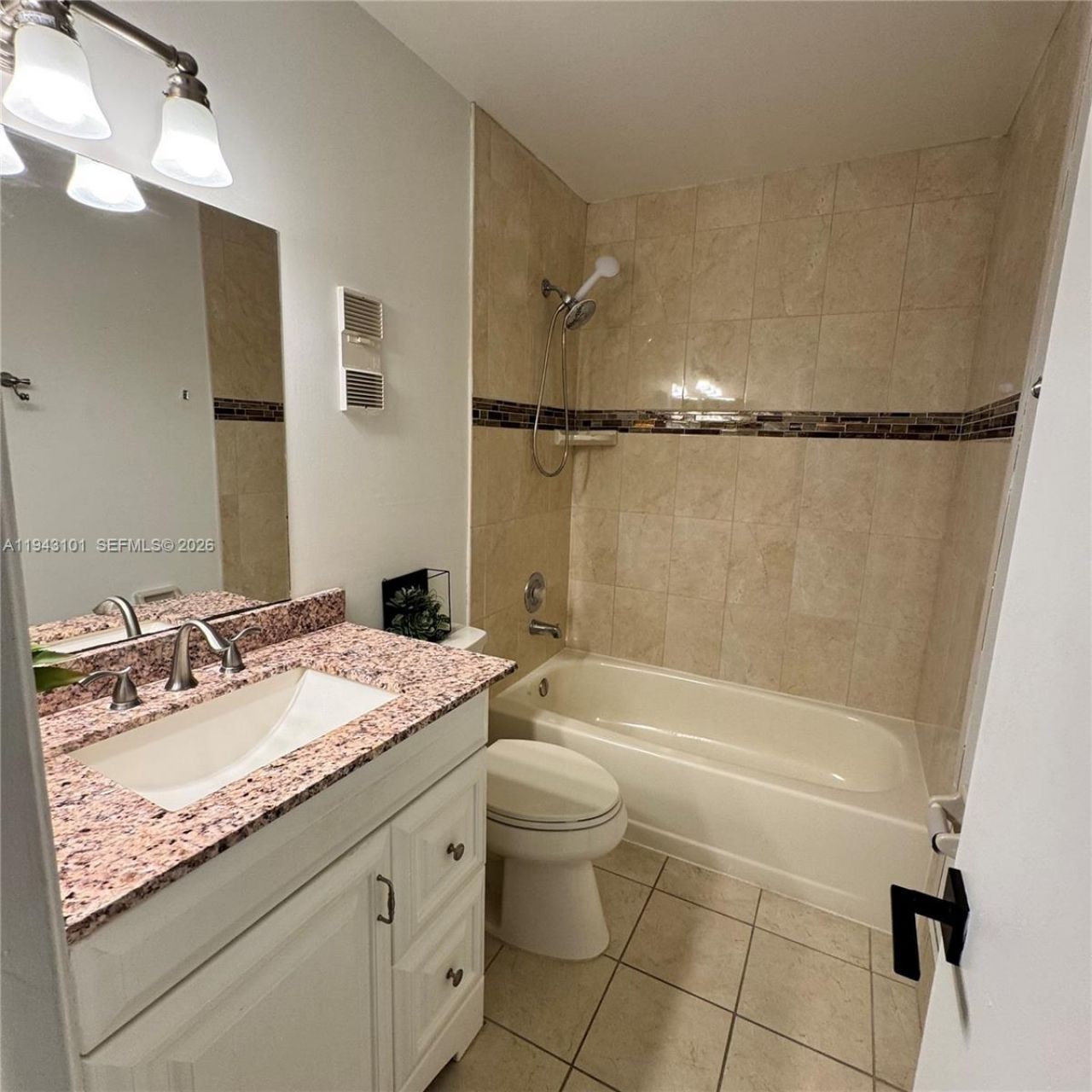 9023 SW 113th Place Cir W, Miami, FL 33176 Photo