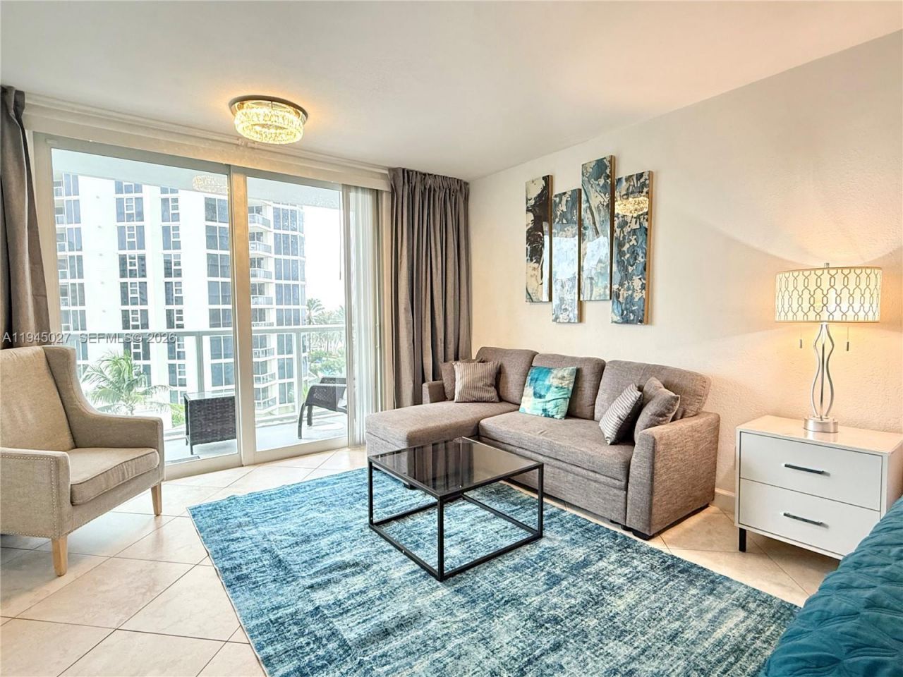 19201 Collins Ave , Unit 420, Sunny Isles Beach, FL 33160 Photo
