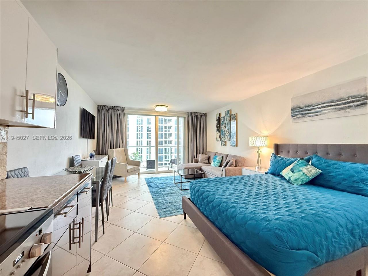 19201 Collins Ave , Unit 420, Sunny Isles Beach, FL 33160 Photo