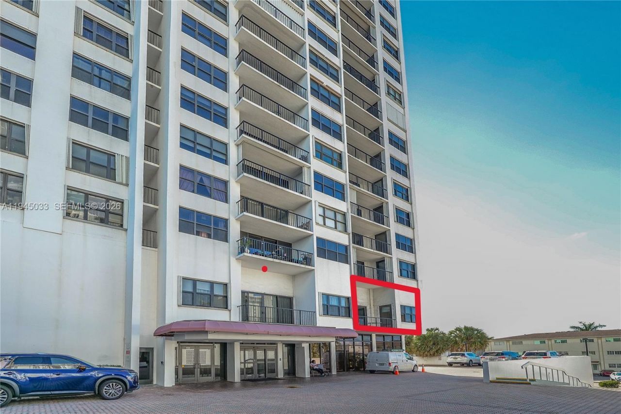 2401 S Ocean Dr, Unit 305, Hollywood, FL 33019 Photo