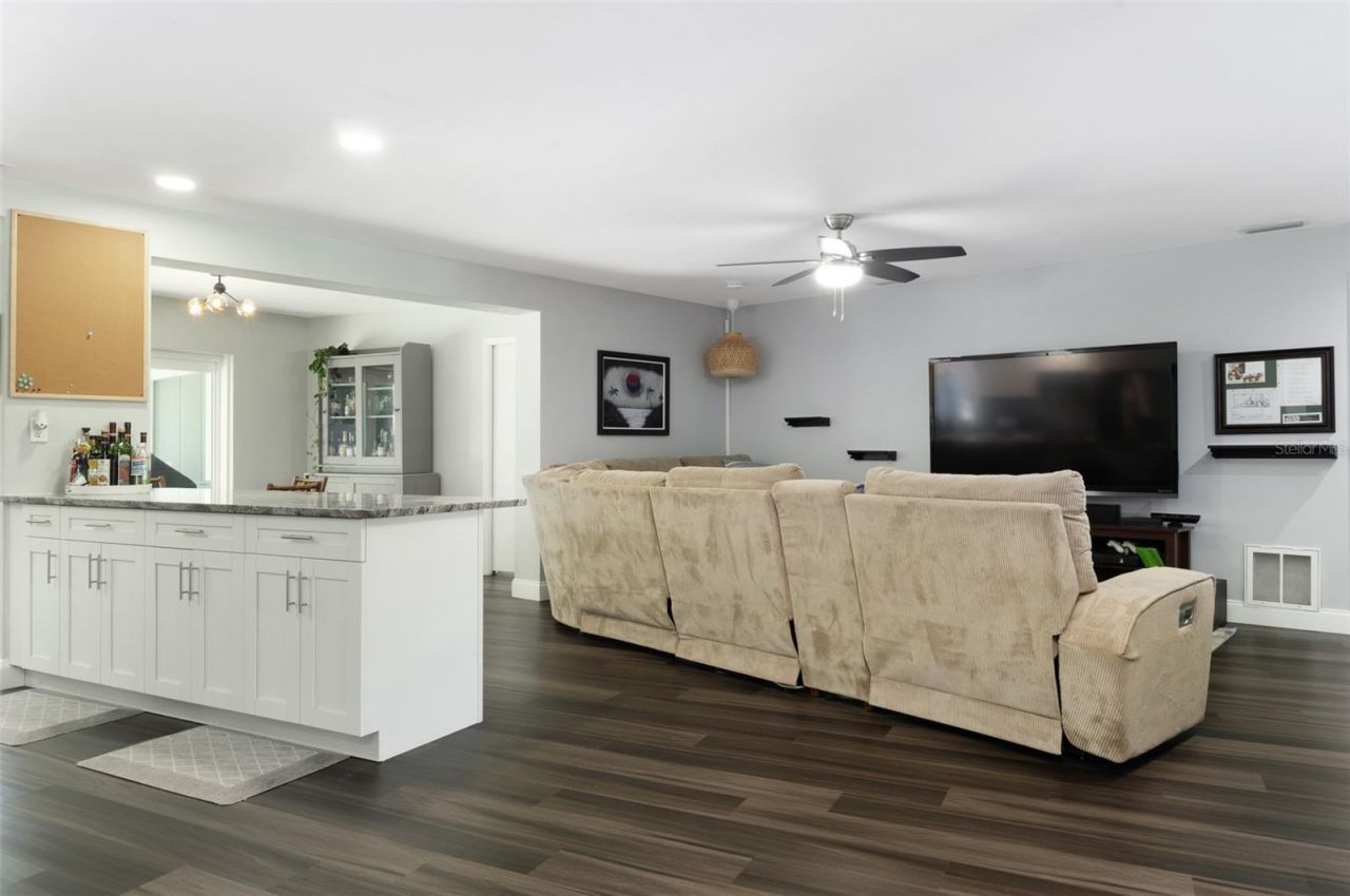 1467 Ridge Top Way, Clearwater, FL 33765 Photo