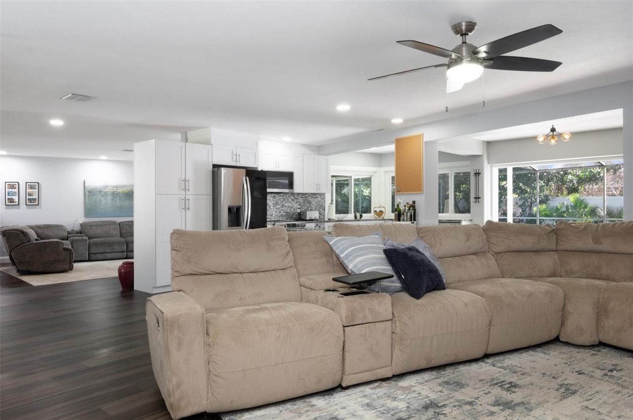 1467 Ridge Top Way, Clearwater, FL 33765 Photo