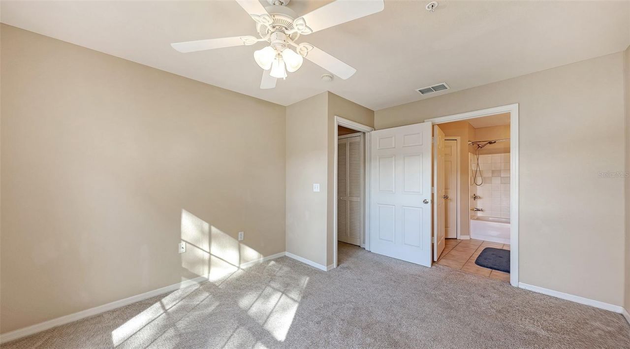 5520 Rosehill Road, Unit 203, Sarasota, FL 34233 Photo