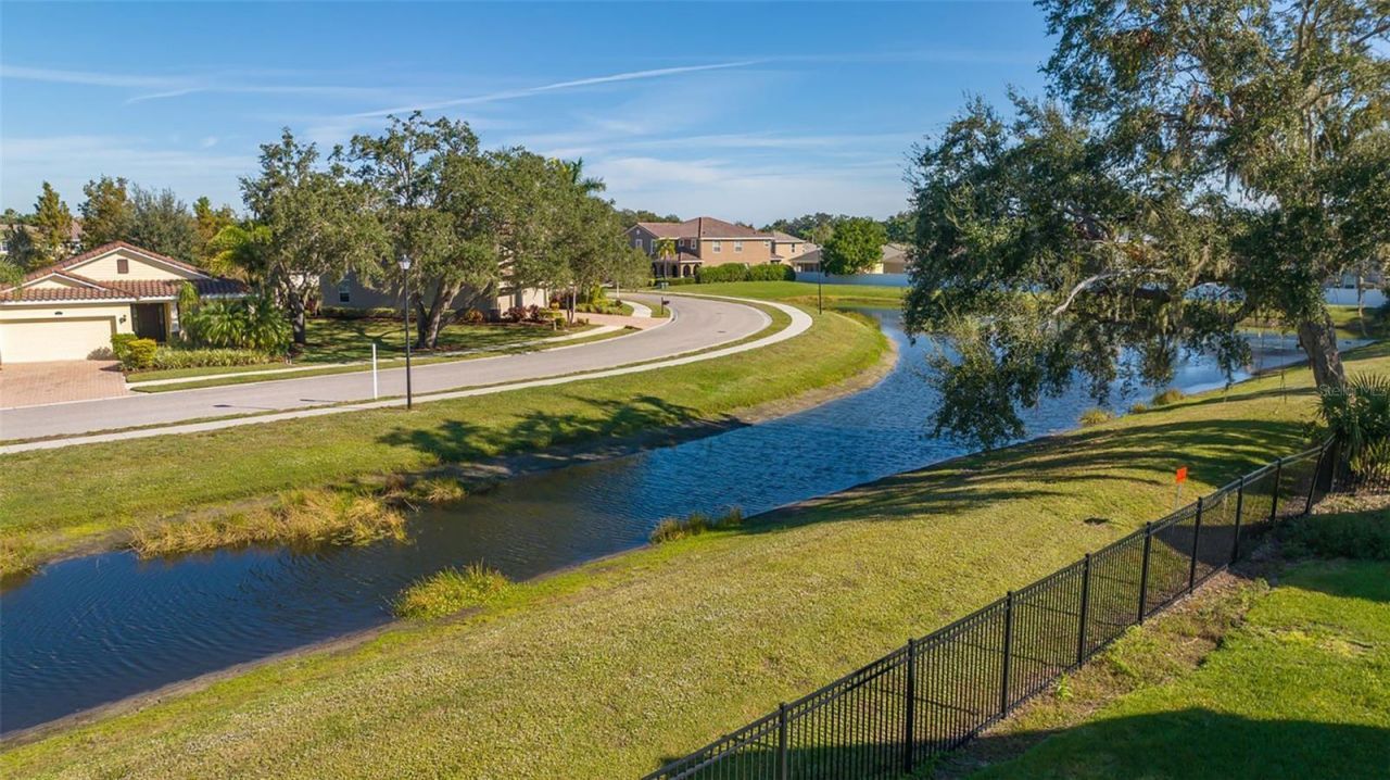 5520 Rosehill Road, Unit 203, Sarasota, FL 34233 Photo