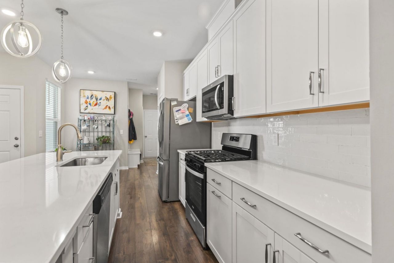 4031 Taranto Loop Photo 11