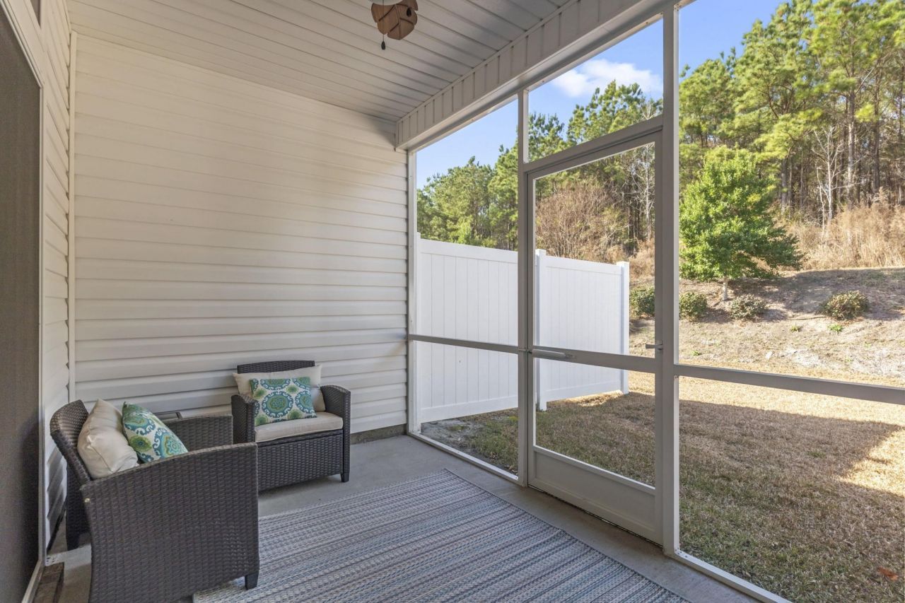 4031 Taranto Loop Photo 26