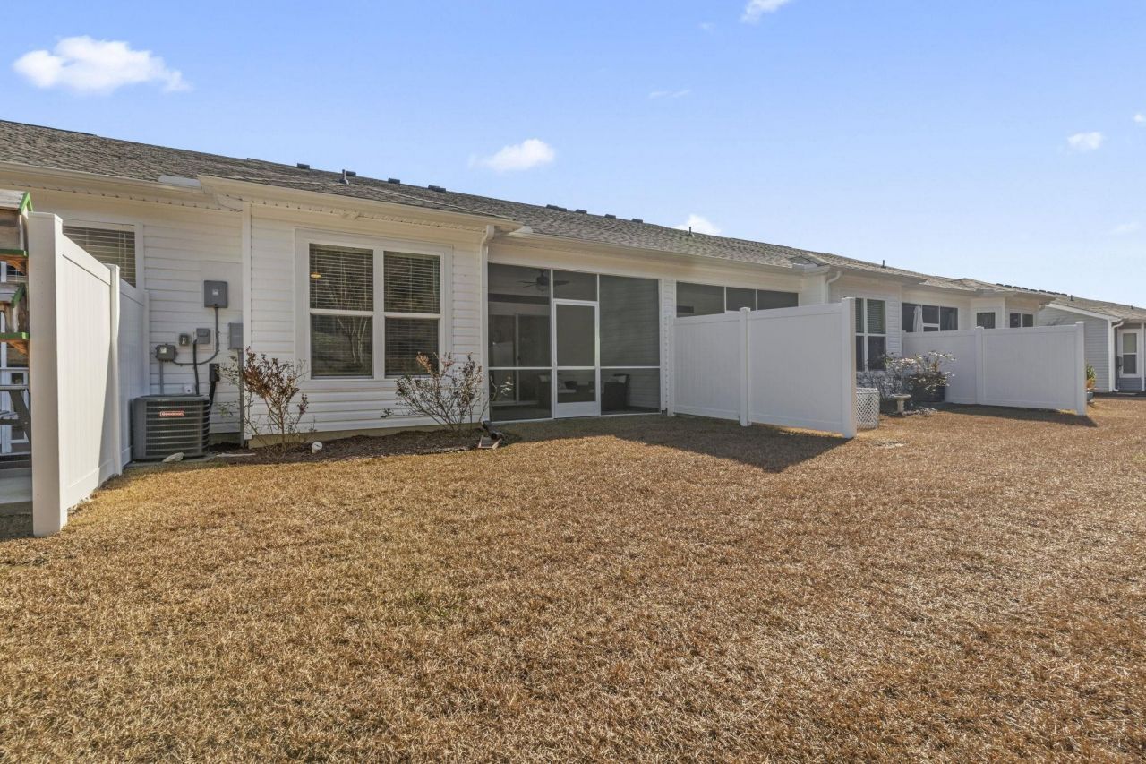 4031 Taranto Loop Photo 28