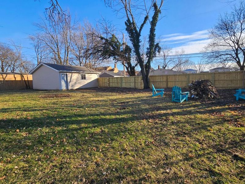 1027 E 14th Avenue, Columbus, OH 43211 Photo 2