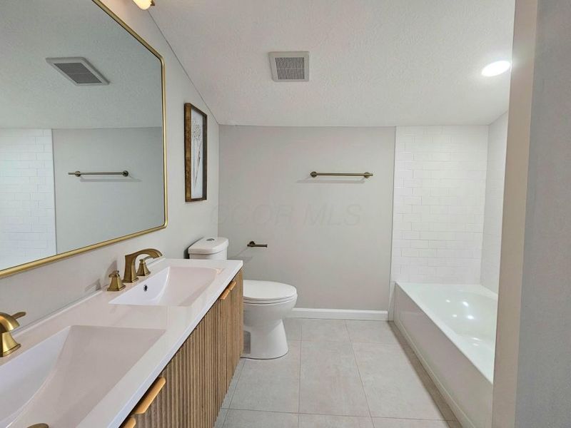 1027 E 14th Avenue, Columbus, OH 43211 Photo 22