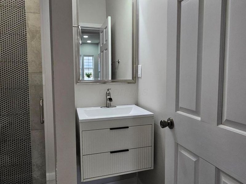 1027 E 14th Avenue, Columbus, OH 43211 Photo 33