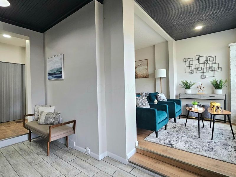 1027 E 14th Avenue, Columbus, OH 43211 Photo 5