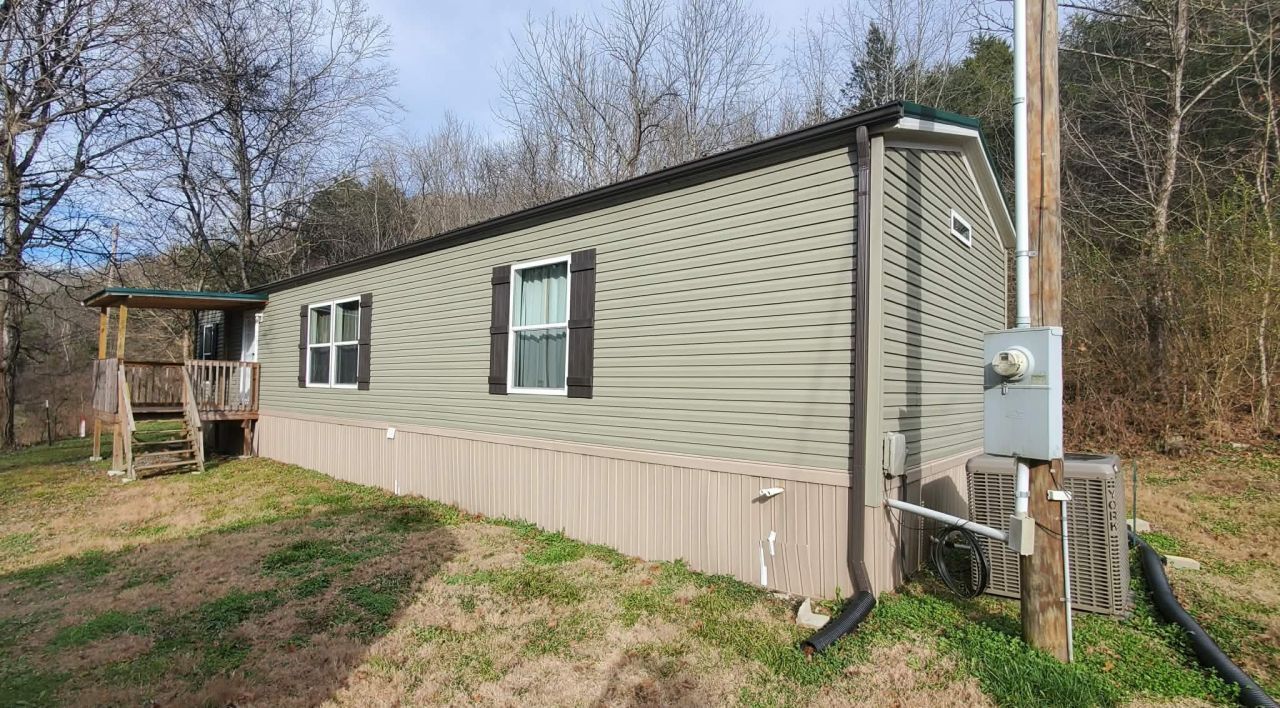 1748 Dry Fork Rd, Granville, TN 38564 Main Photo