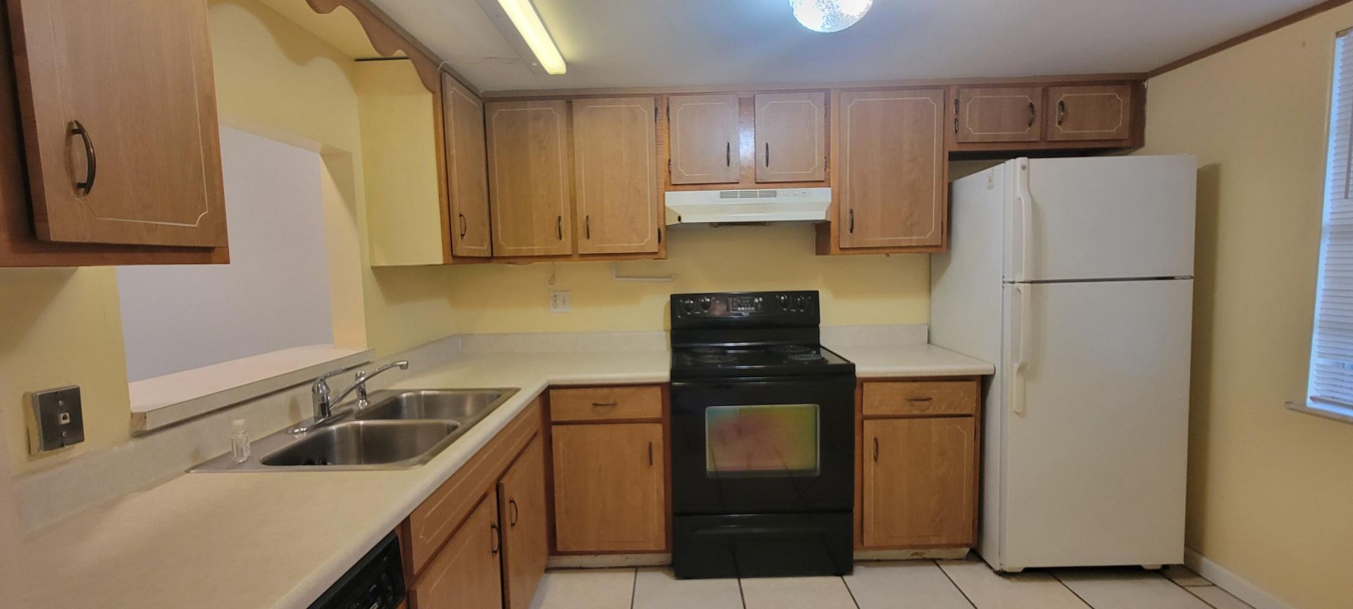 2302 Sunrise Boulevard, Unit 1-103, Fort Pierce, FL 34982 Photo