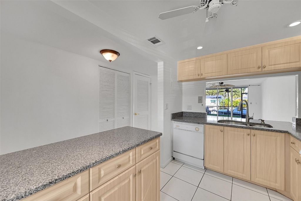 777 S Federal Highway, Unit N105, Pompano Beach, FL 33062 Photo