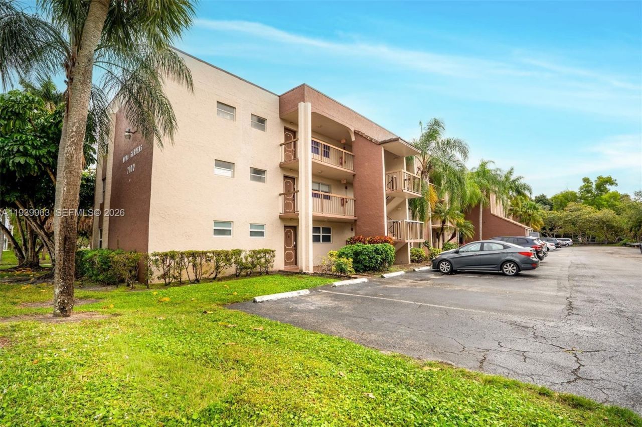 7100 Nova Dr, Unit 203A, Davie, FL 33317 Photo