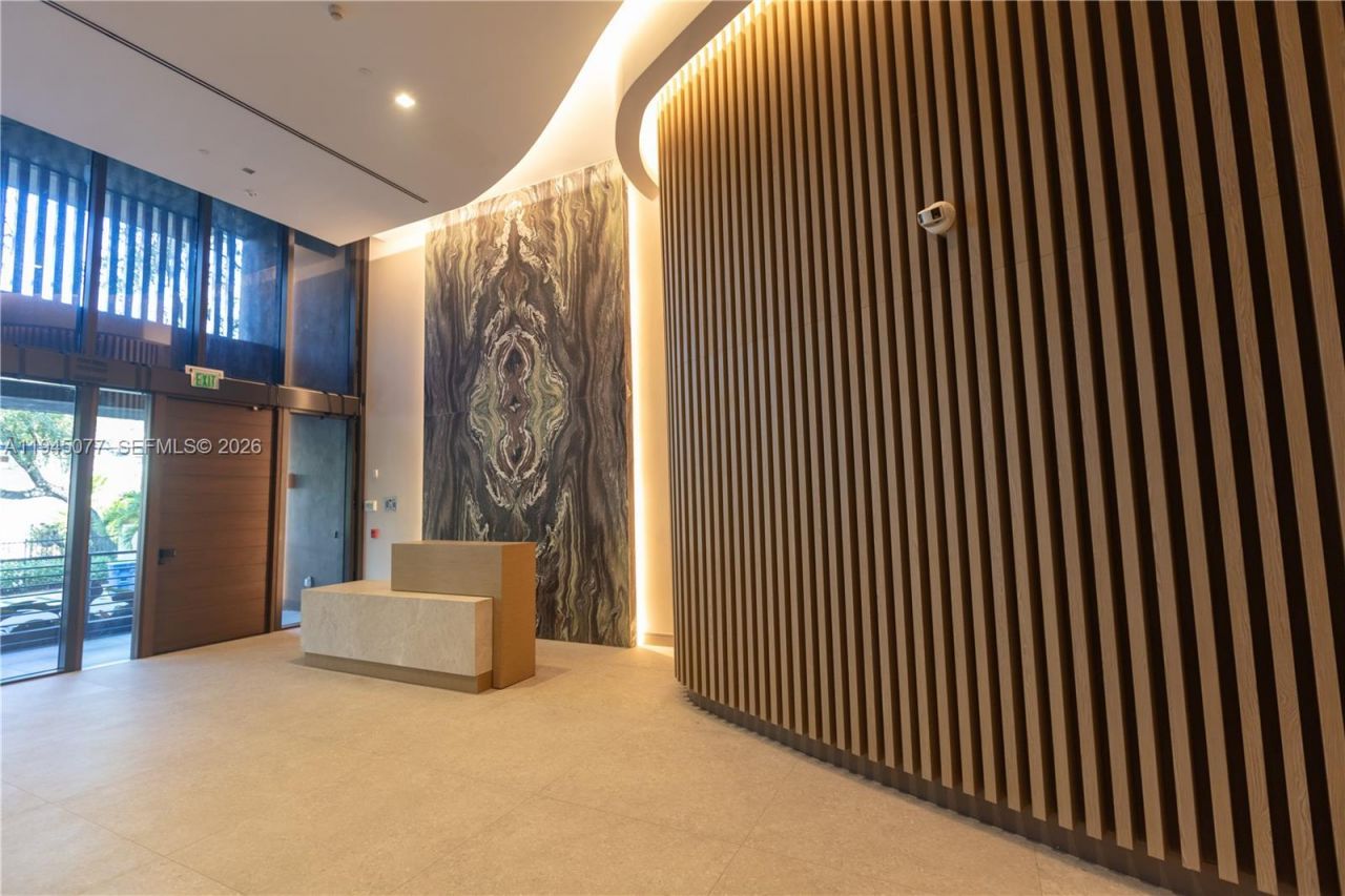 3034 Oak Avenue , Unit LPH4, Coconut Grove, FL 33133 Photo