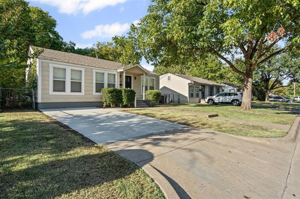 4216 Valentine Street, Fort Worth, TX 76107 Main Photo