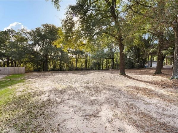 3090 Lacoste Road, Mobile, AL 36618