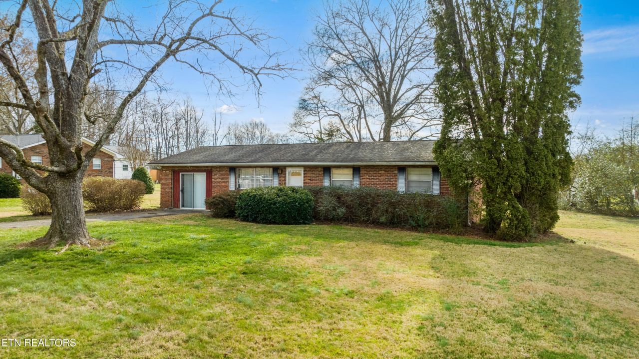 4612 Blairwood Drive, Knoxville, TN 37938 Main Photo