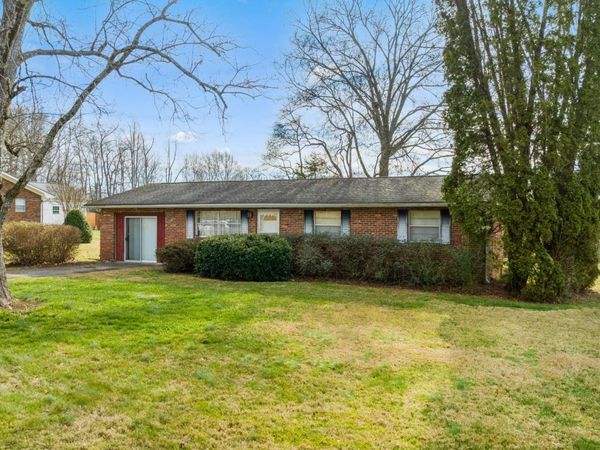 4612 Blairwood Drive, Knoxville, TN 37938
