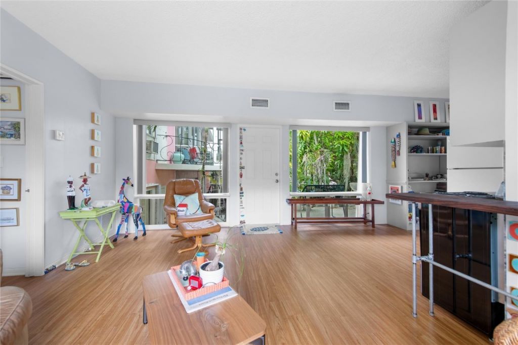 525 Antioch Avenue, Fort Lauderdale, FL 33304 Photo