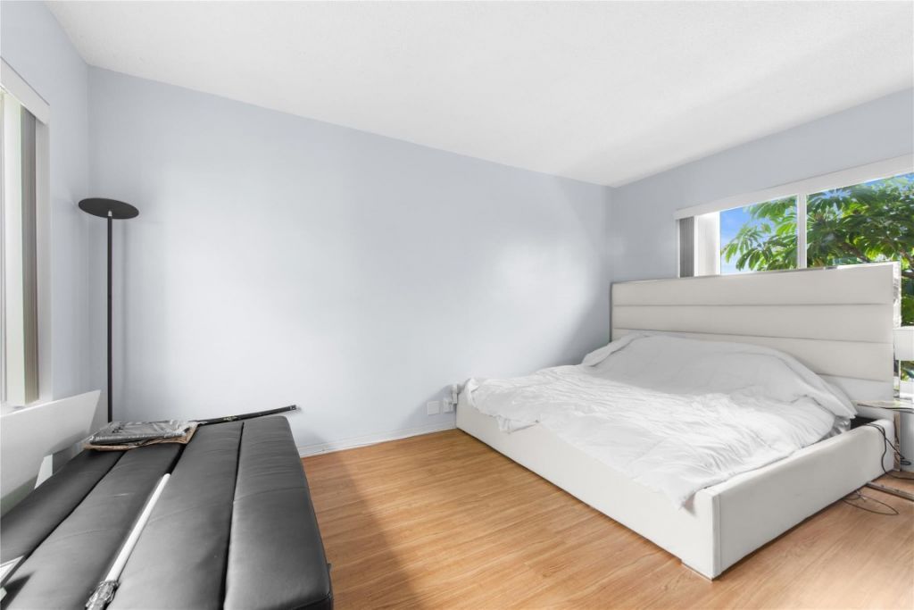 525 Antioch Avenue, Fort Lauderdale, FL 33304 Photo