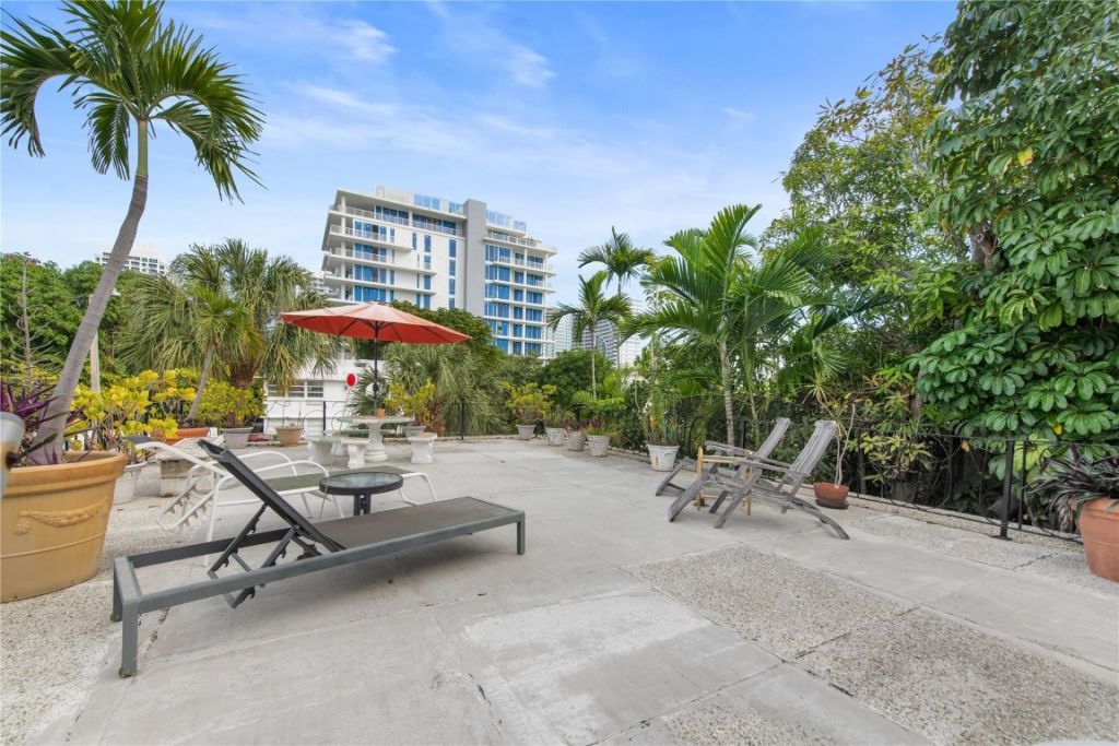 525 Antioch Avenue, Fort Lauderdale, FL 33304 Photo